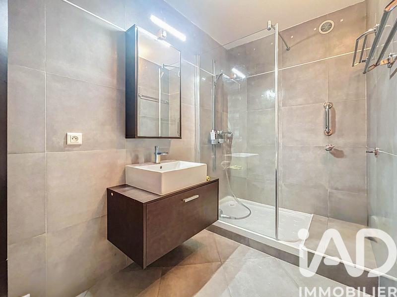 Appartement - 77 m² - 3 pièces