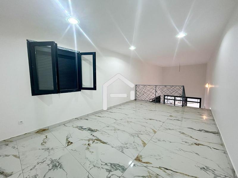 Local commercial - 58 m² - 2 pièces