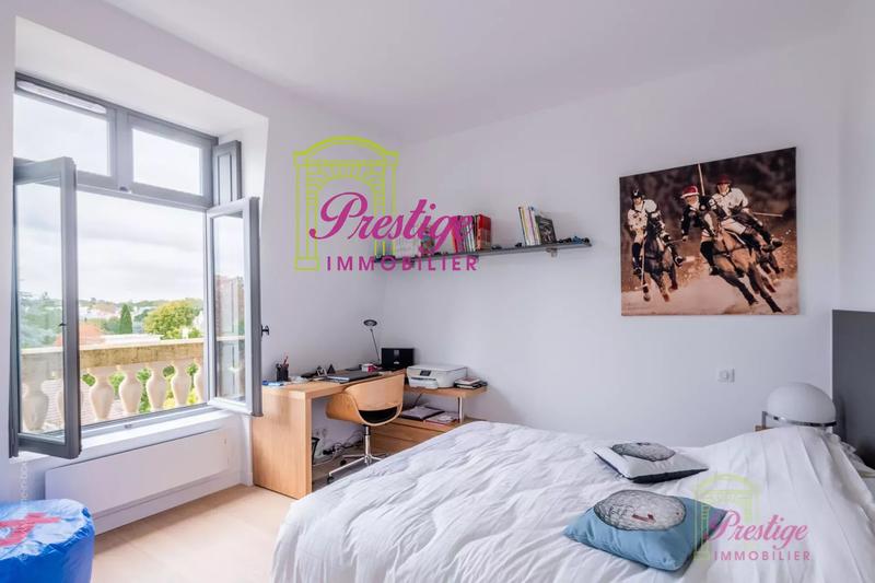 Appartement - 94 m² - 4 pièces