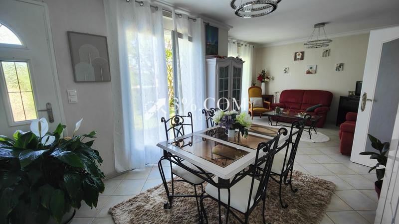 Maison - 136 m² - 6 pièces