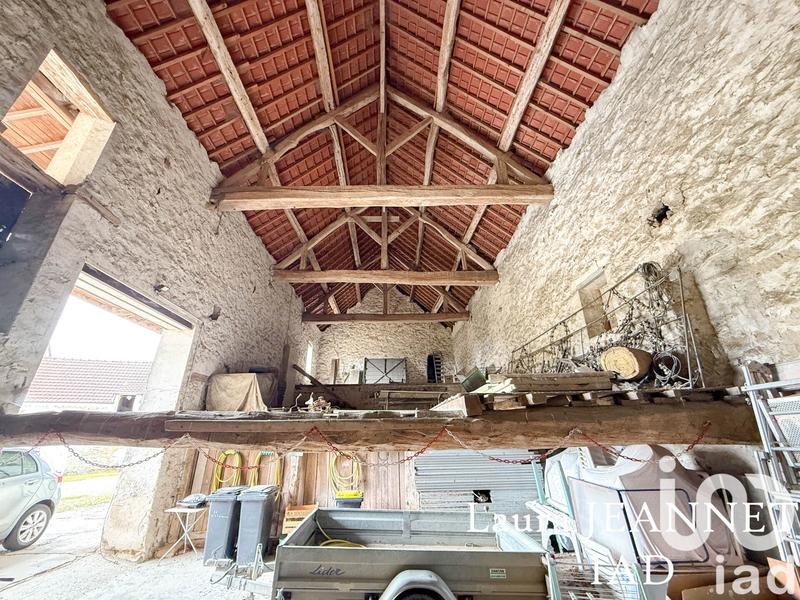 Maison - 228 m² - 8 pièces