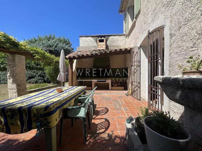 Villa - 238 m² - 8 pièces