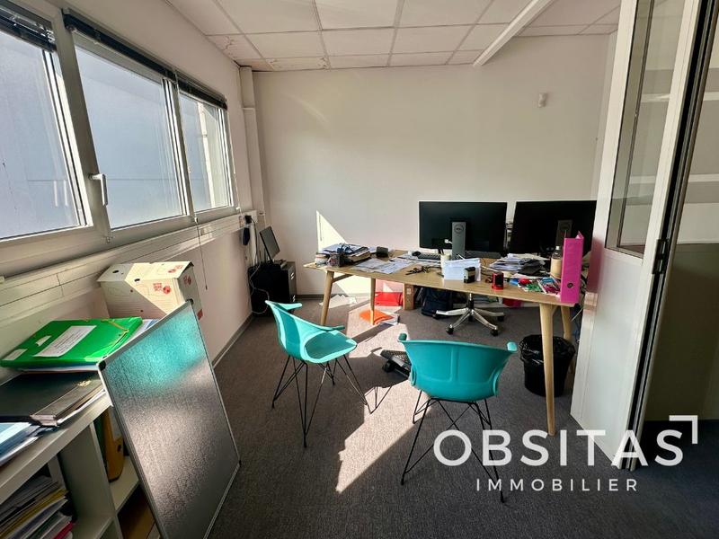 Bureau - 195 m² - 4 pièces