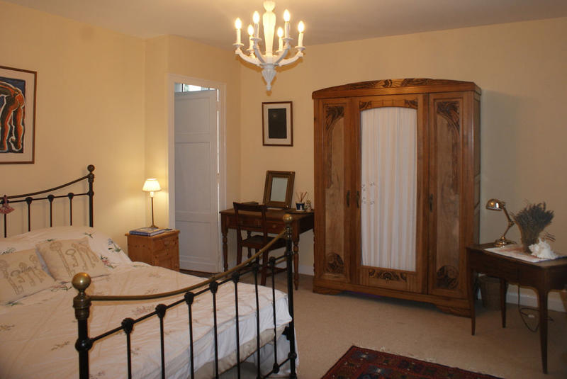 Maison en pierre - 305 m² - 7 pièces