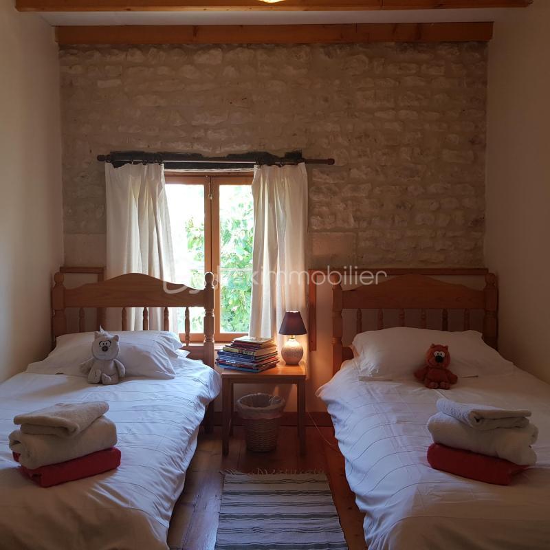 Propriété - 550 m² - 22 pièces