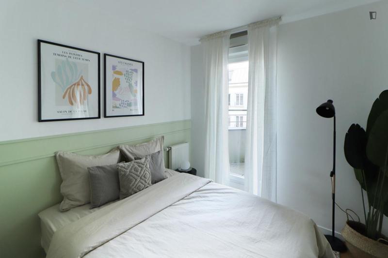 Chambre - 11 m² - 4 pièces