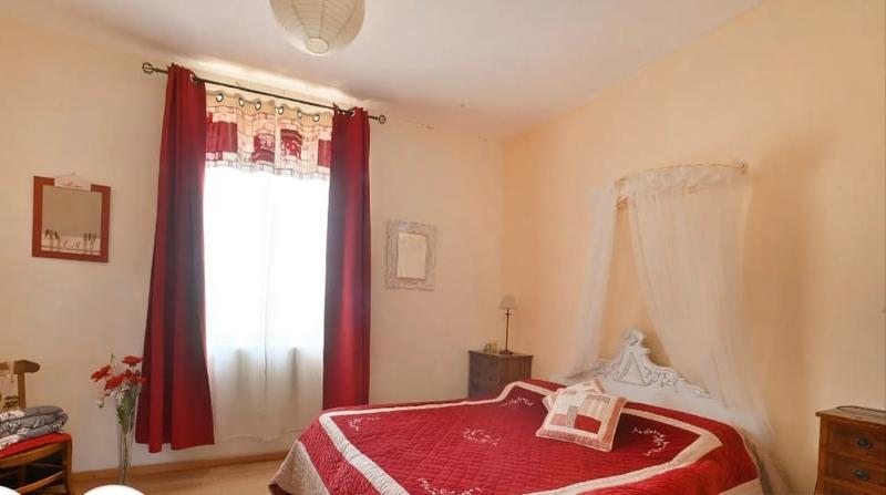 Maison - 186 m² - 10 pièces