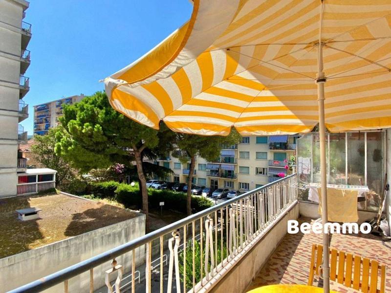 Appartement - 80 m² - 3 pièces