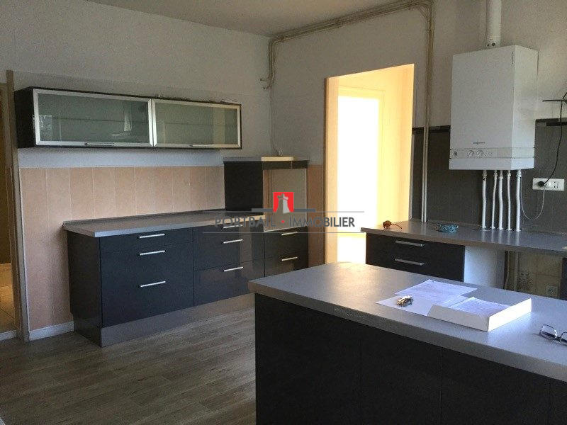 Maison - 98 m² - 4 pièces