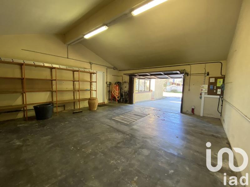 Maison - 224 m² - 7 pièces