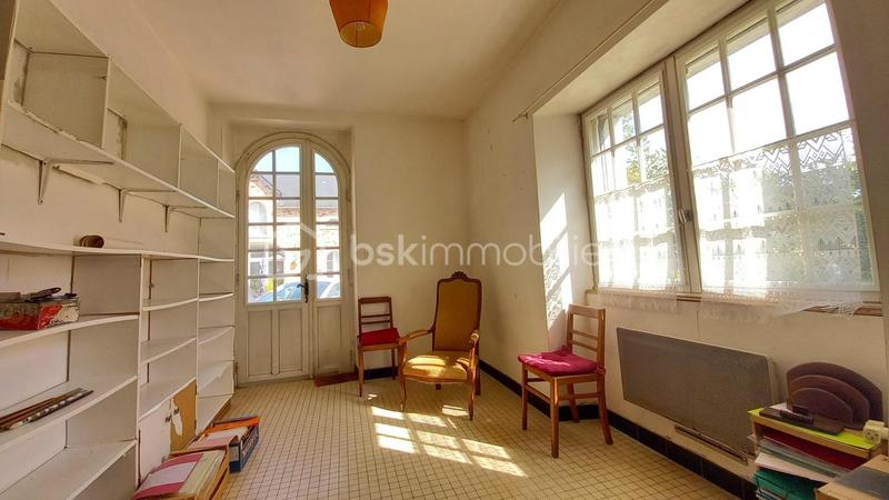 Maison ancienne - 171 m² - 8 pièces