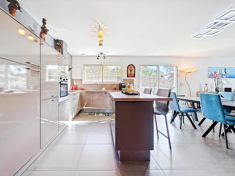 Maison - 160 m² - 5 pièces