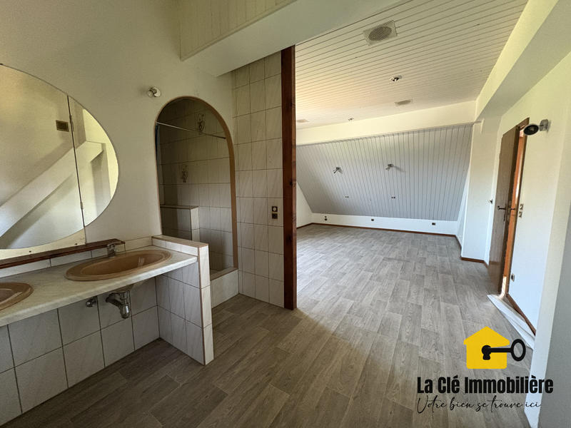 Maison - 159 m² - 6 pièces