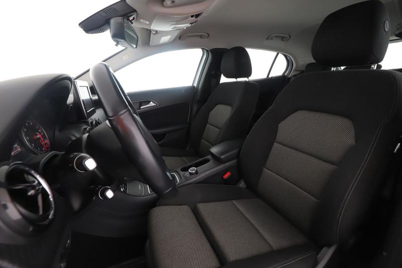 Mercedes Gla 180 Intuition 122 ch