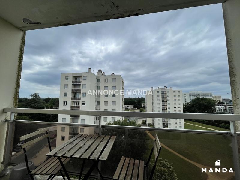 Chambre - 10 m² - 4 pièces