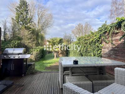 Maison - 84 m² - 4 pièces