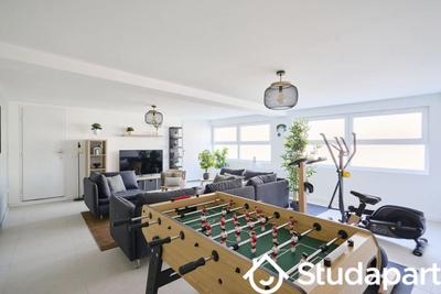 Chambre - 10 m² - 1 pièce