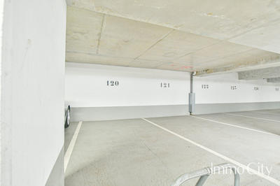Parking - 11 m²