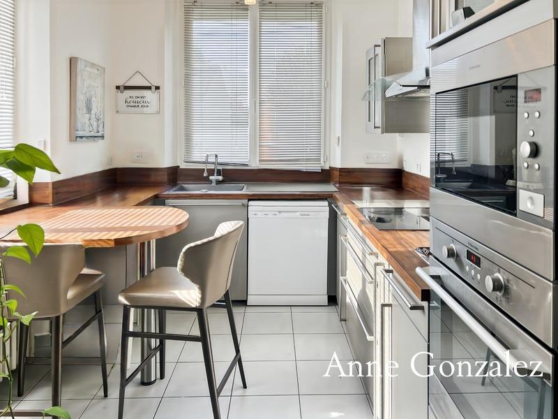 Appartement - 86 m² - 4 pièces