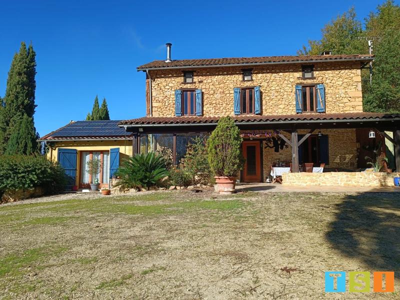 Maison de domaine - 340 m² - 10 pièces