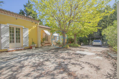 Villa - 140 m² - 6 pièces