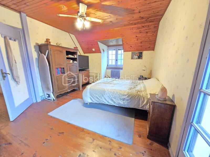 Pavillon - 261 m² - 10 pièces