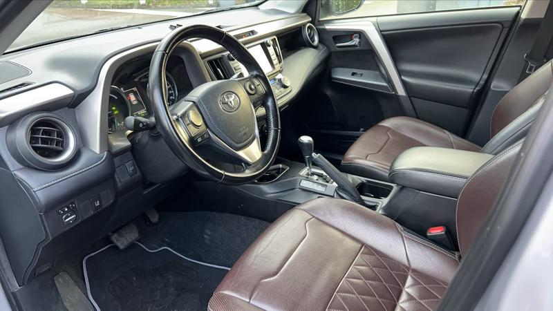 Toyota Rav4 2.5 VVTi 197 Hybrid 2wd e-Cvt Silver Édition - Première main Automatique