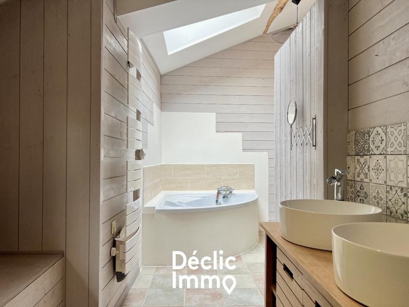 Maison - 175 m² - 6 pièces