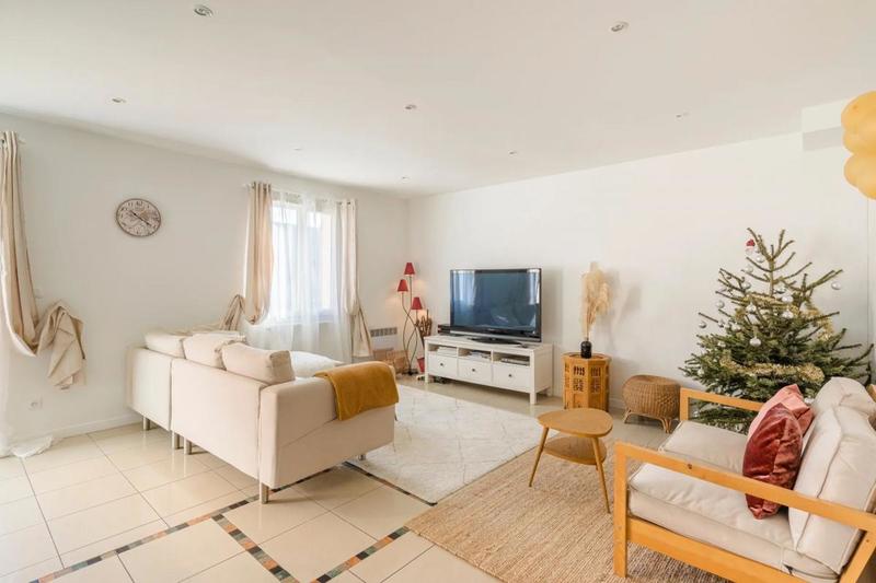 Maison - 110 m² - 6 pièces