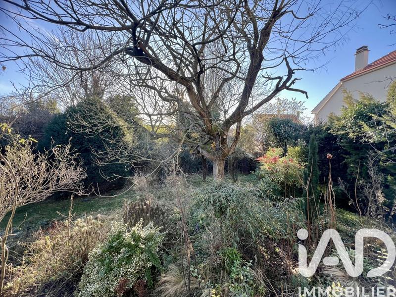 Maison - 98 m² - 5 pièces