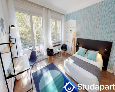 Chambre - 140 m² - 1 pièce