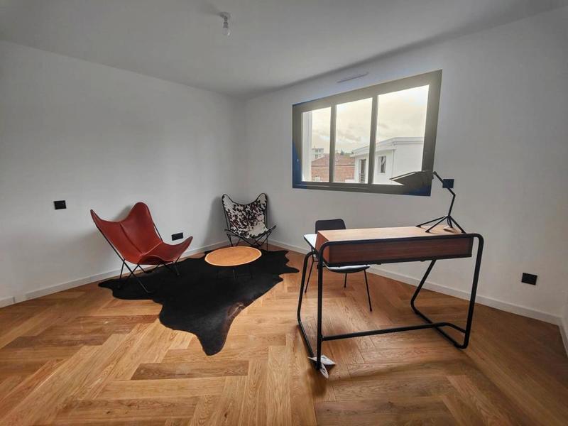 Maison - 94 m² - 4 pièces