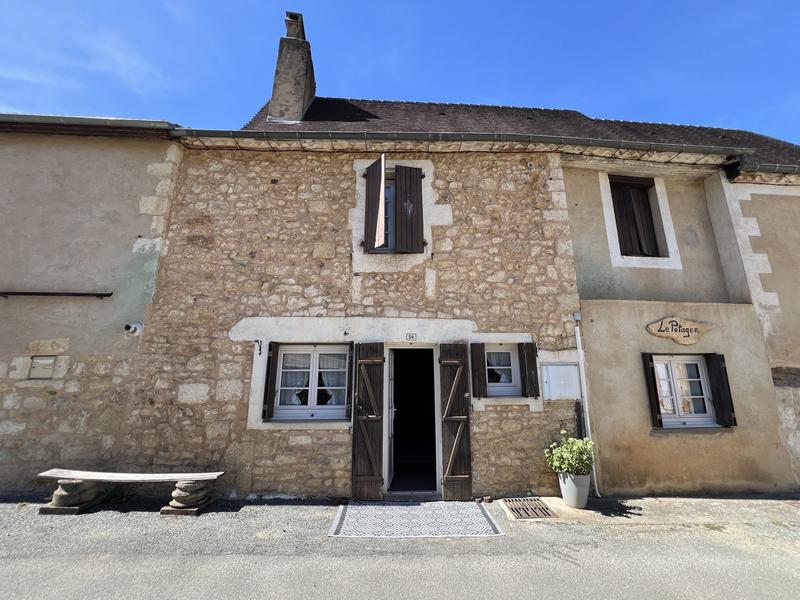 Maison traditionnelle - 440 m² - 13 pièces