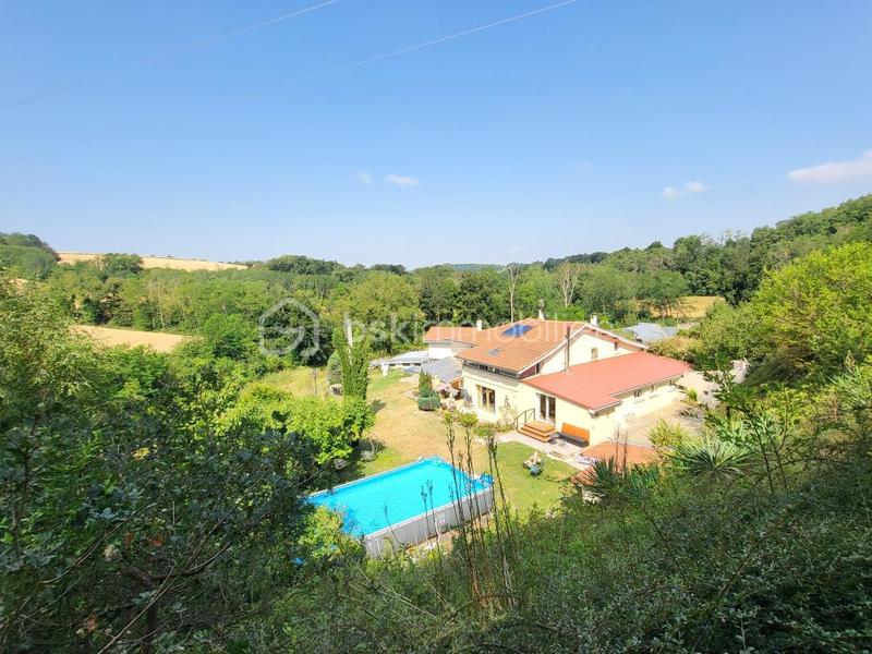 Corps de ferme - 269 m² - 12 pièces