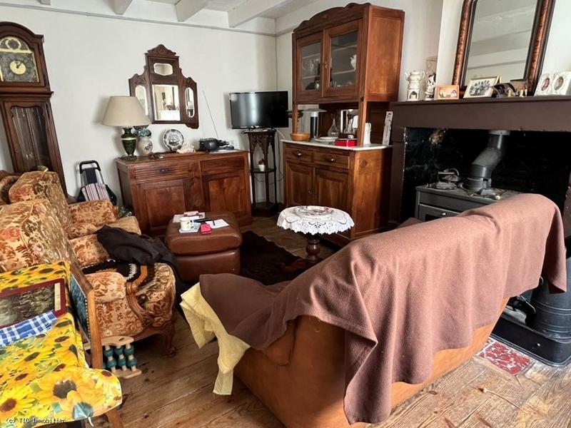 Maison en pierre - 56 m² - 2 pièces