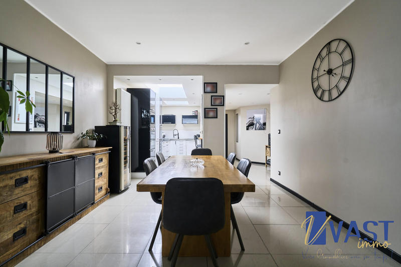 Maison - 135 m² - 5 pièces