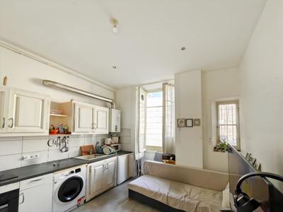 Studio - 68 m² - 2 pièces