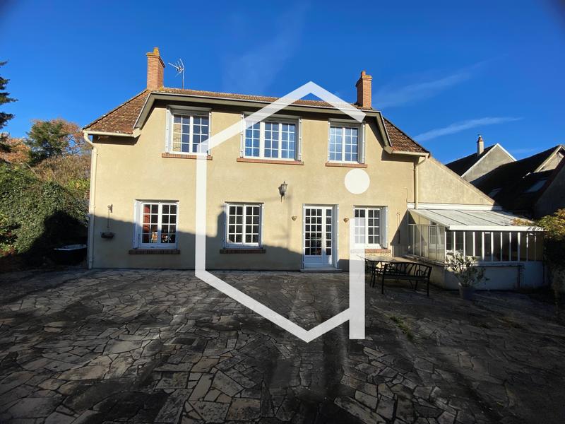 Maison de village - 157 m² - 5 pièces