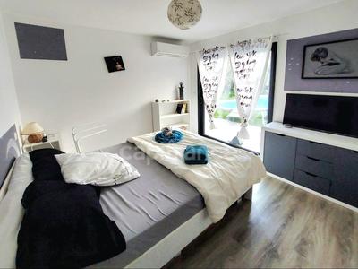 Villa - 160 m² - 5 pièces