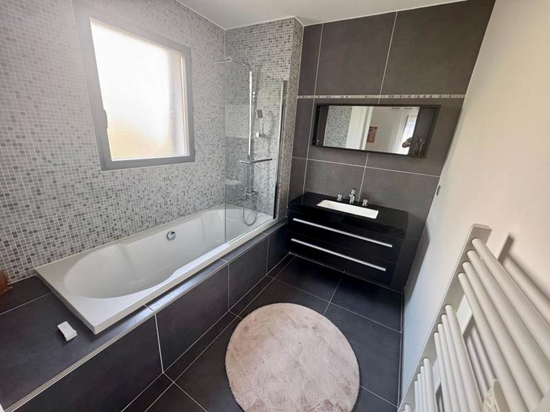 Maison - 154 m² - 4 pièces