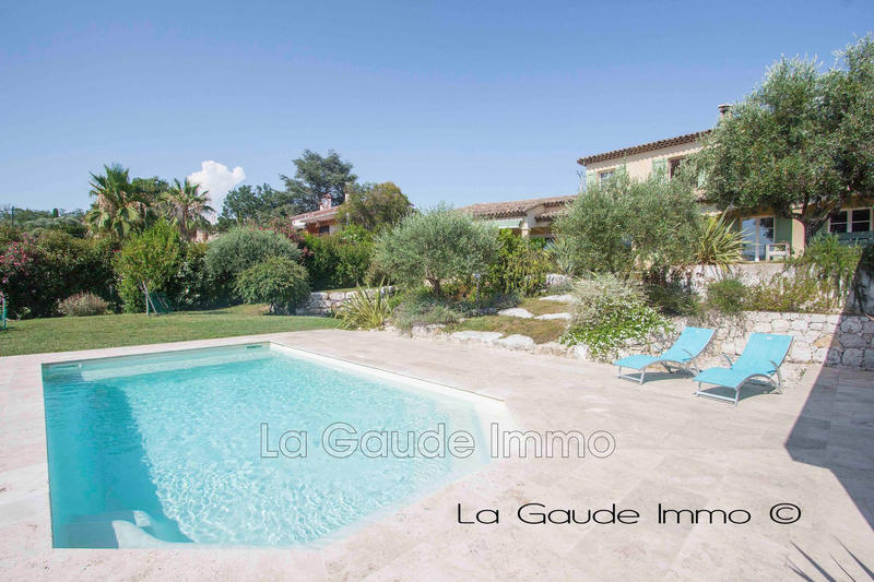 Villa - 198 m² - 7 pièces