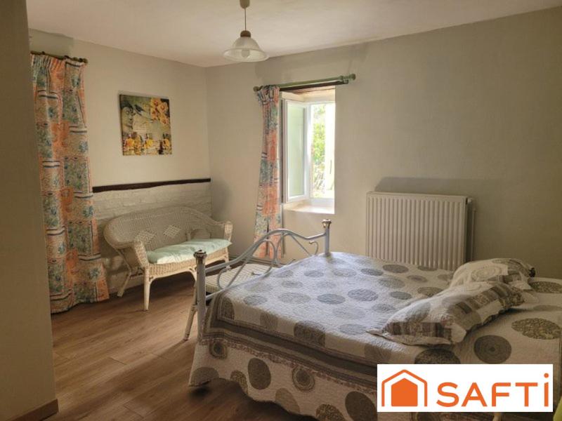 Maison - 430 m² - 20 pièces