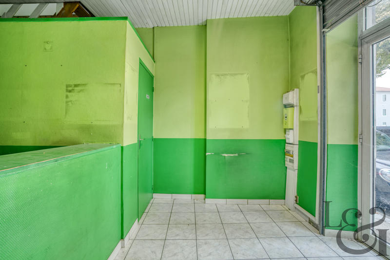 Local commercial - 237 m²