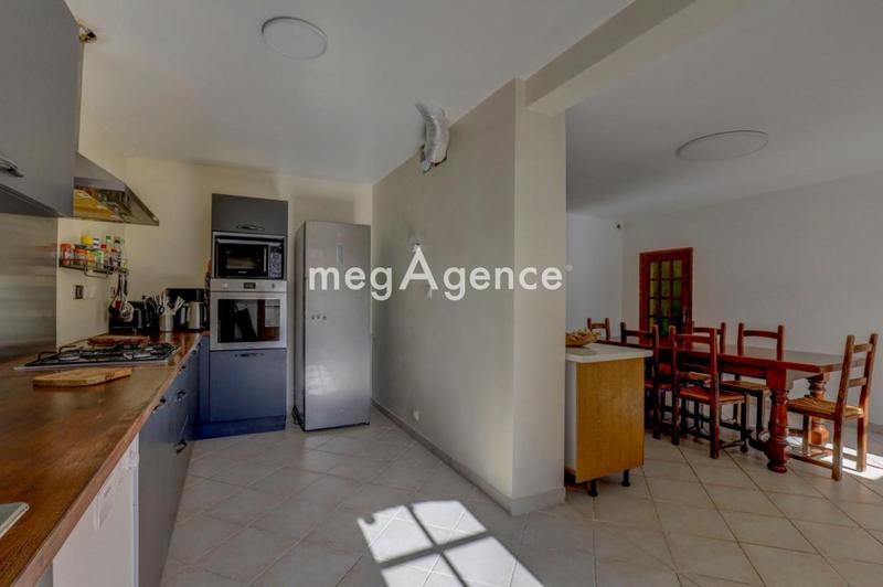 Maison - 150 m² - 4 pièces