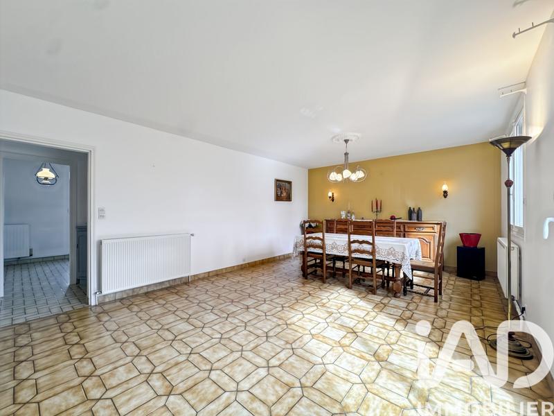 Maison - 98 m² - 6 pièces