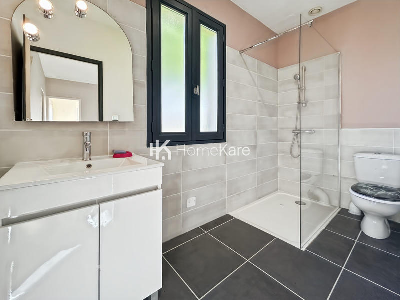 Maison - 115 m² - 6 pièces