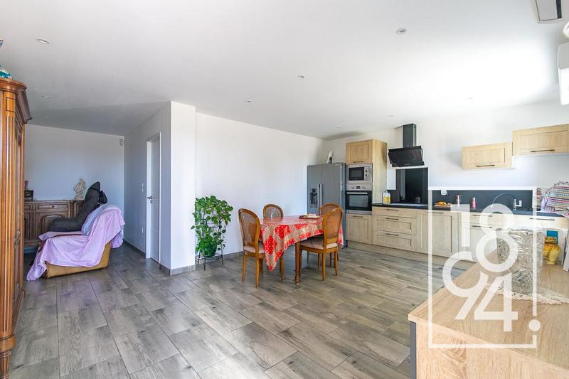 Maison - 180 m² - 6 pièces