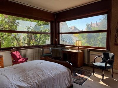 Maison - 264 m² - 9 pièces