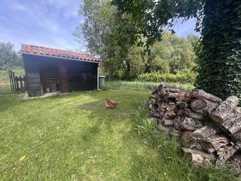 Maison - 320 m² - 9 pièces