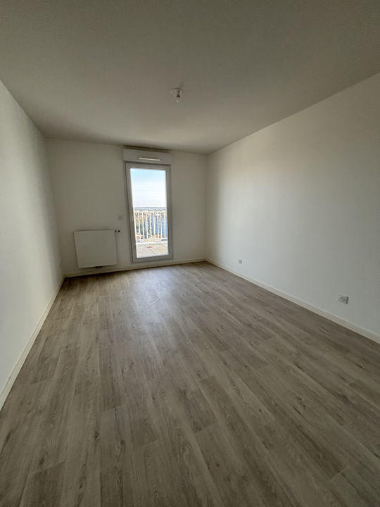 Appartement - 98 m² - 5 pièces